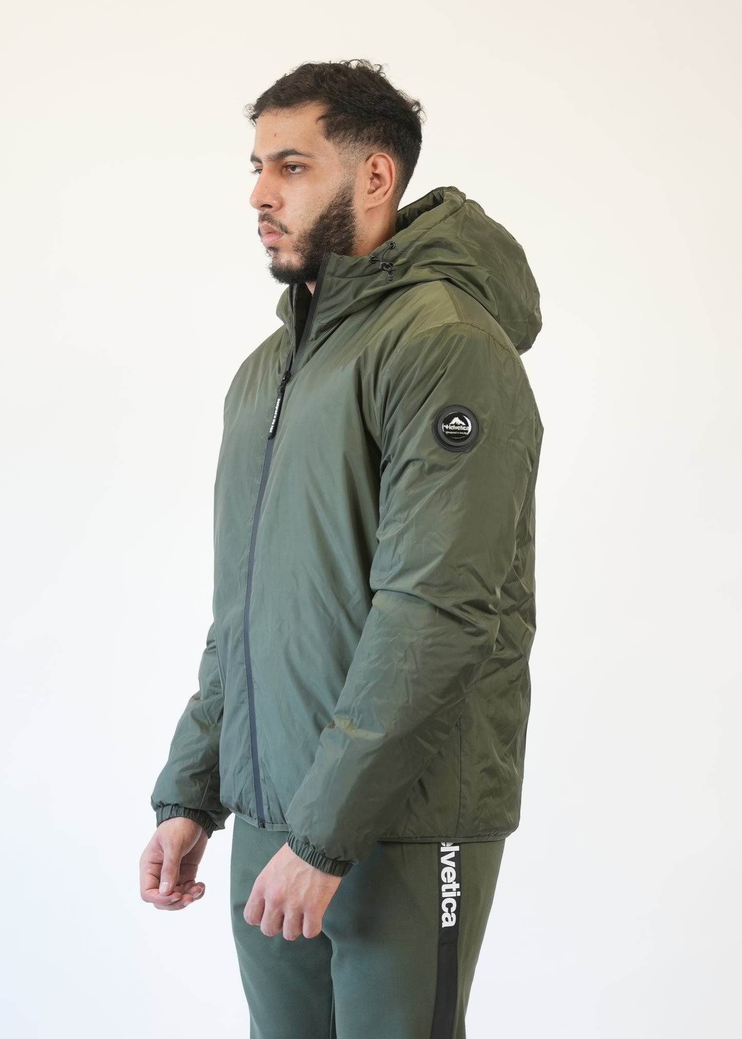 Helvetica CAMPUS KAKI