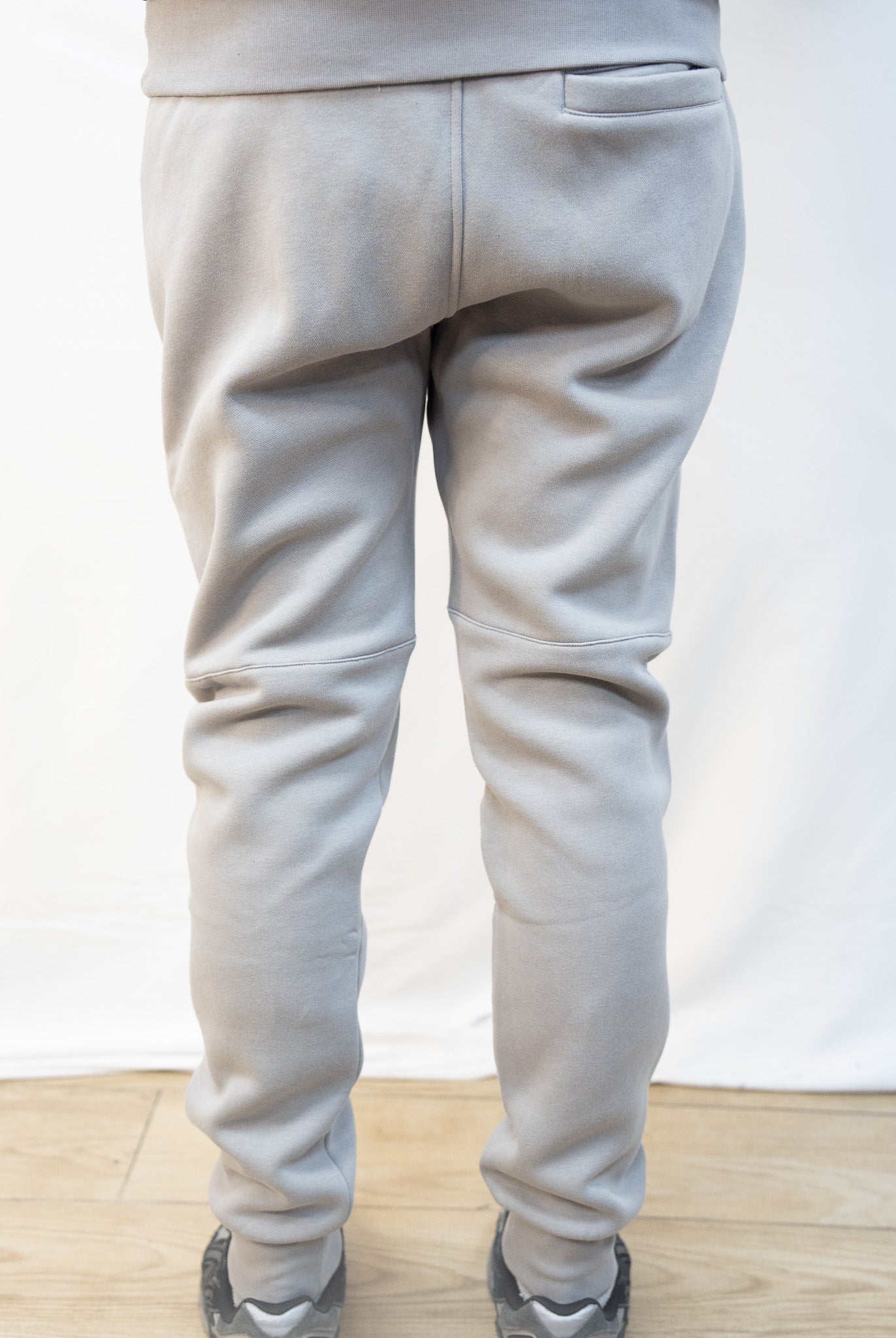 PANTALON HELVETICA MERIBEL GRIS