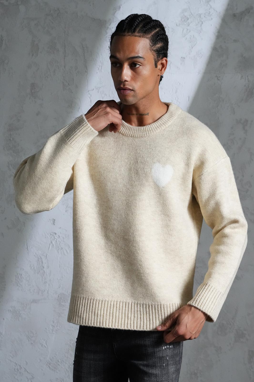 PULL BEIGE MOTIF CŒUR IKAO