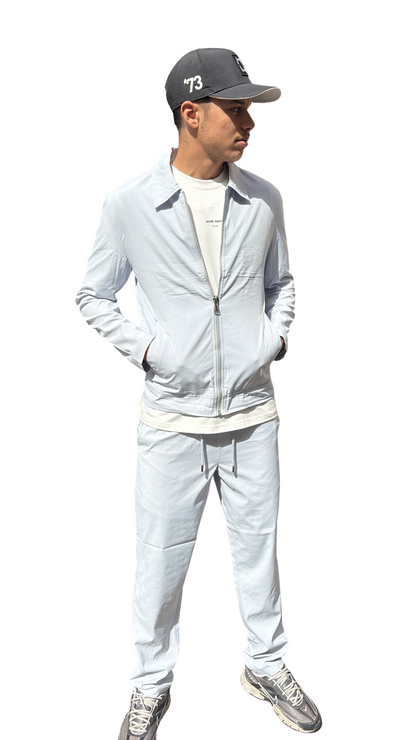 ENSEMBLE FRILIVIN BLEU