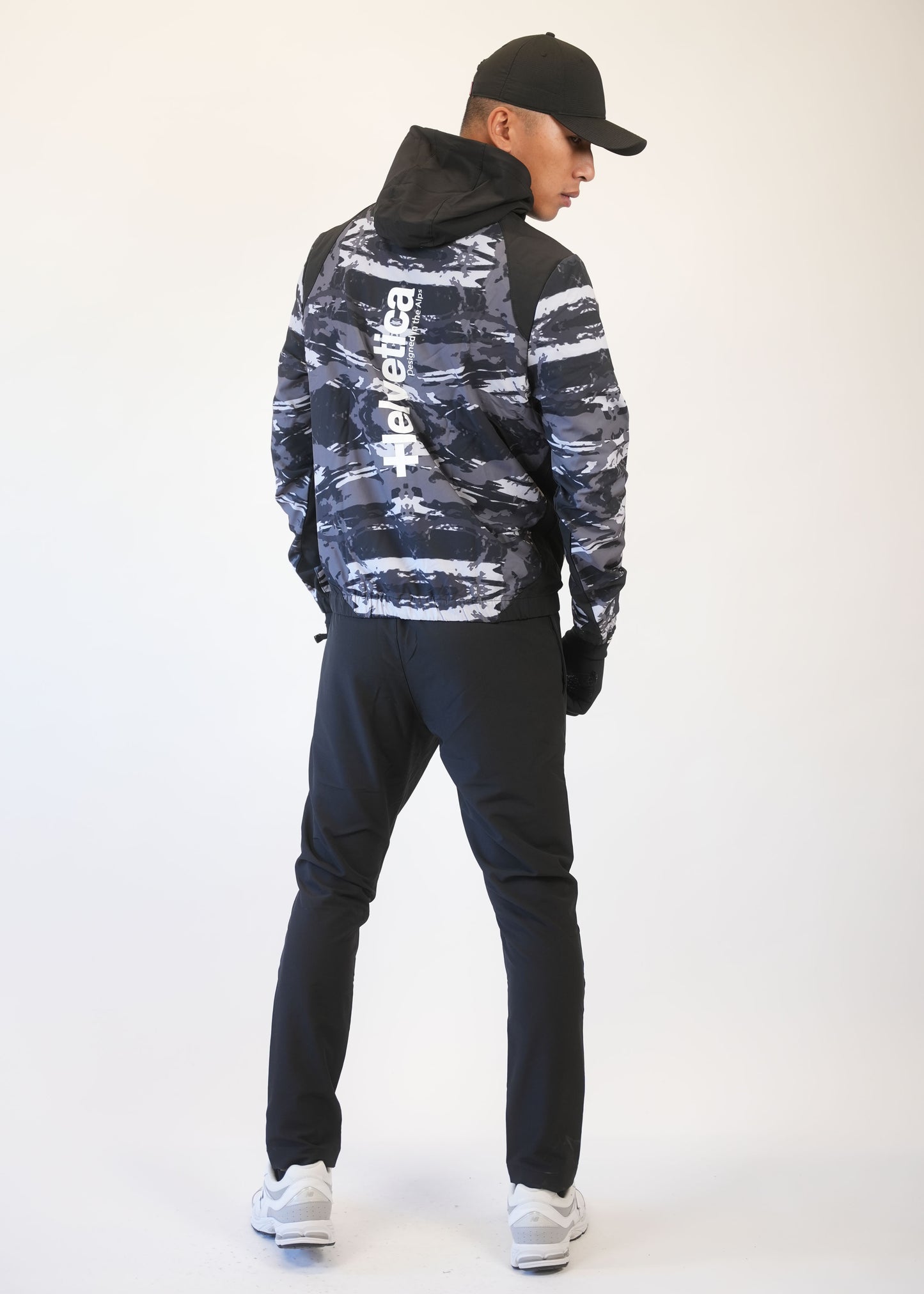 Helvetica KYLE BGREY