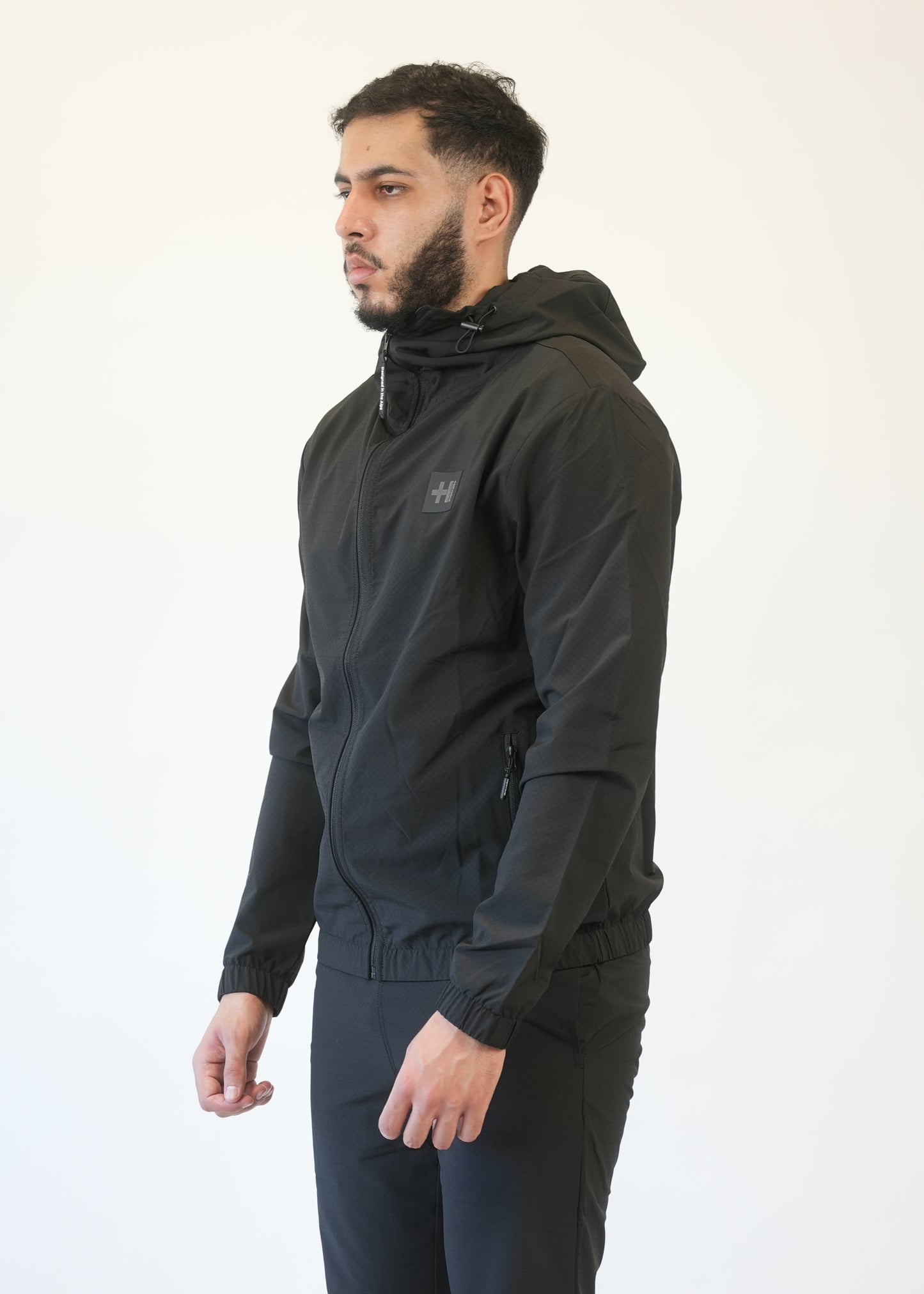 VESTE HELVETICA STROKE