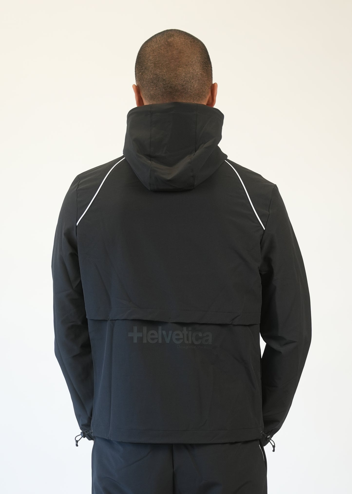 Helvetica WELLS BLACK