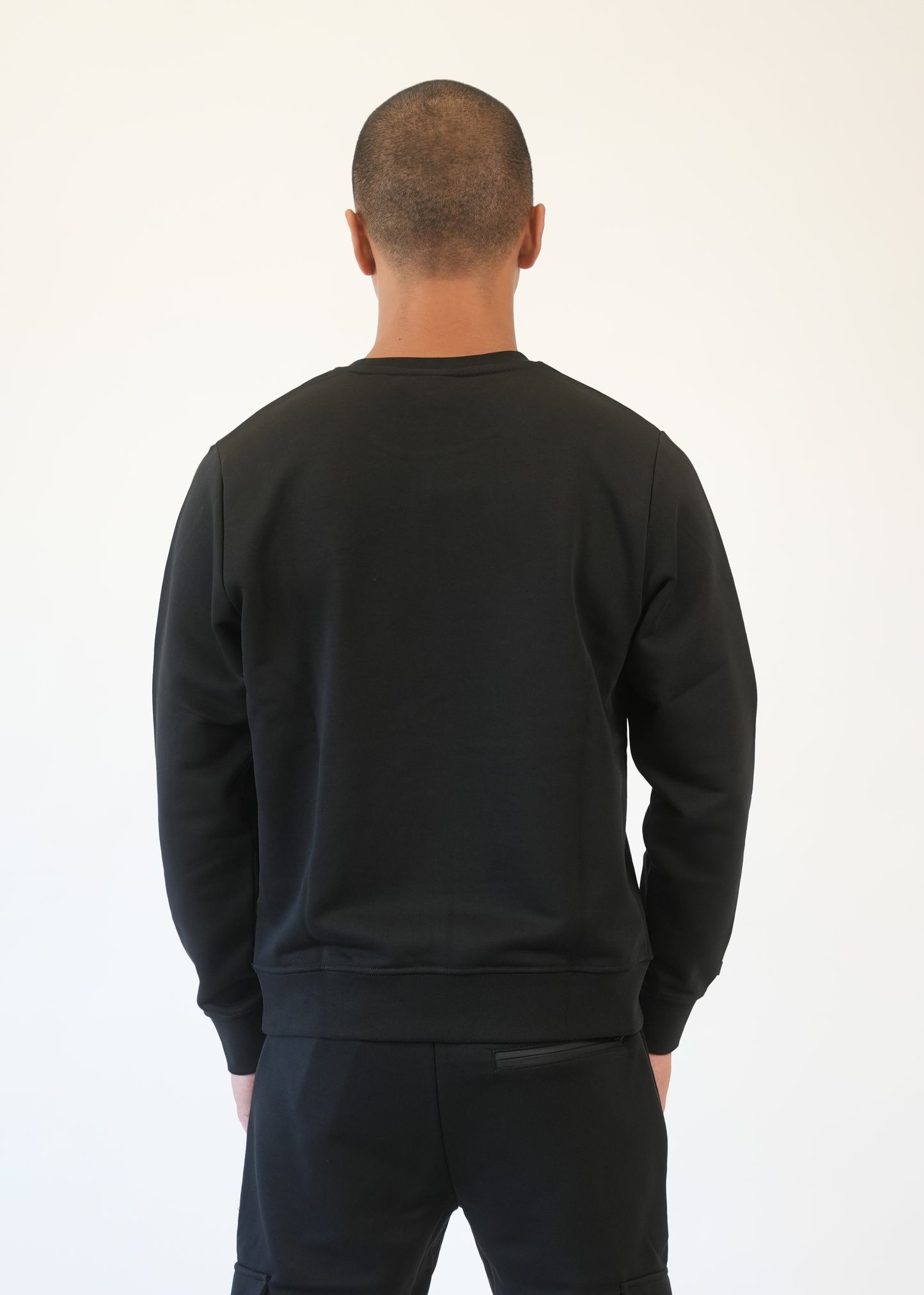 Sweat Helvetica BORGIA BLACK