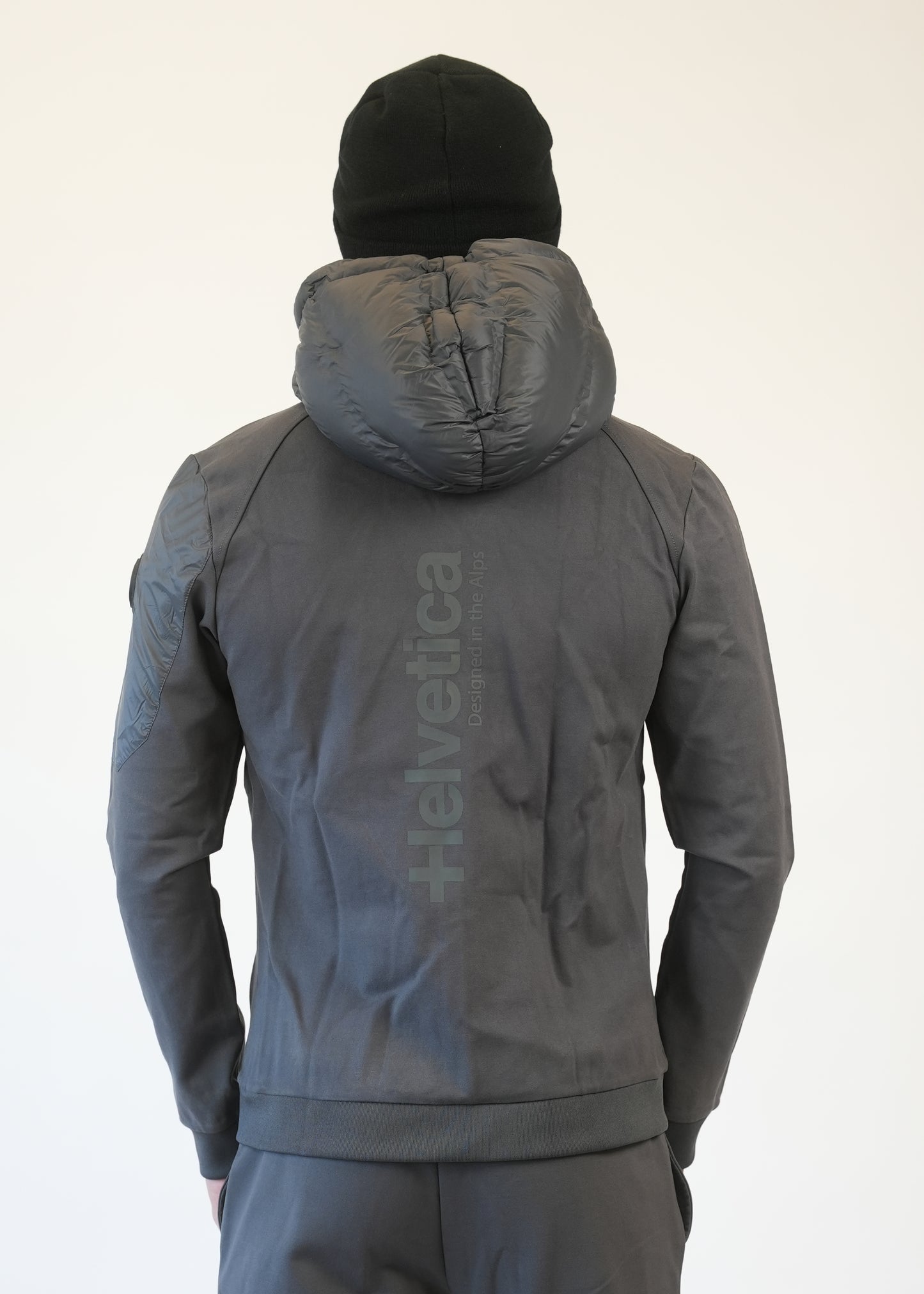 Helvetica ISERE DARK GREY