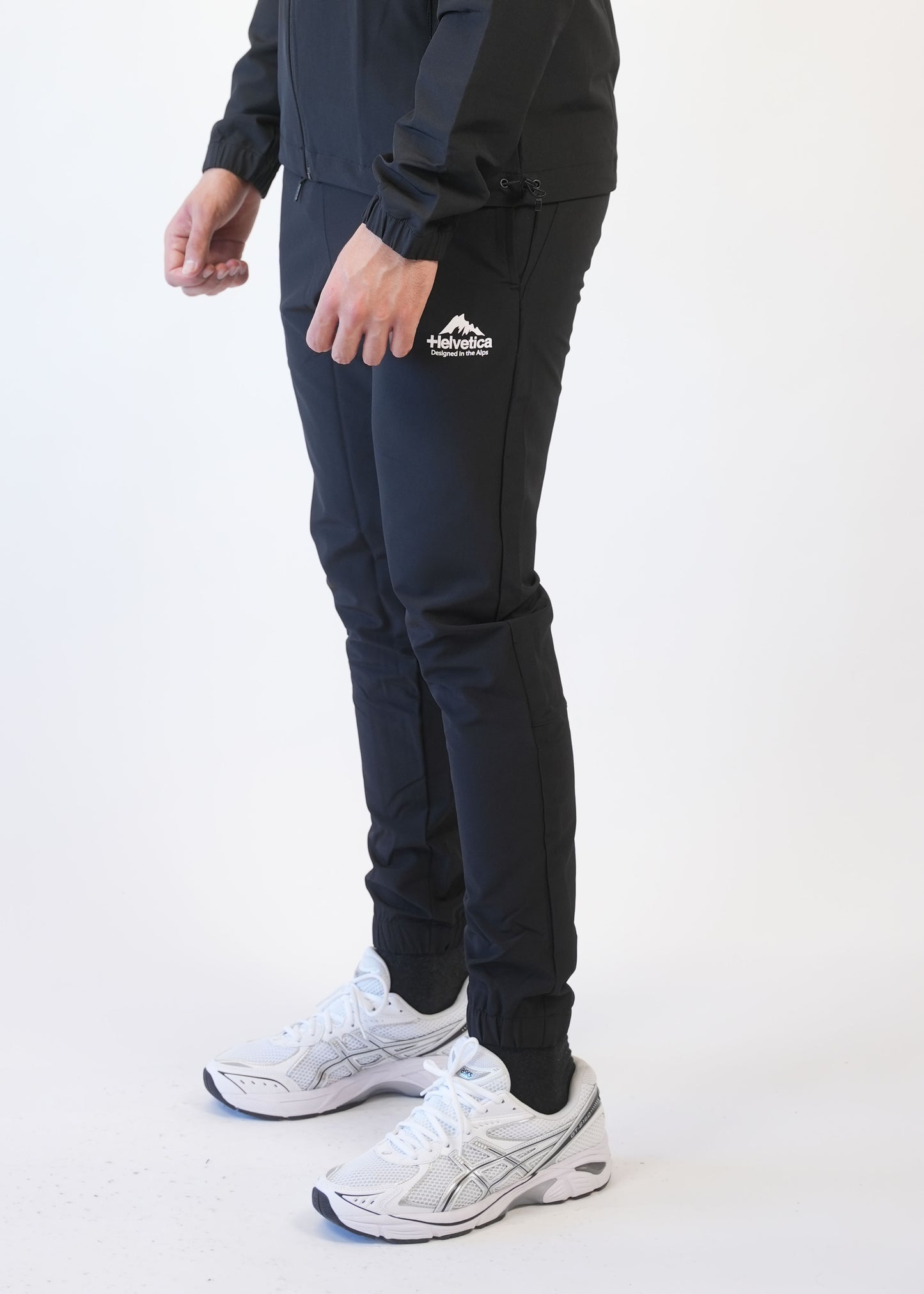 Helvetica 16 SWINDON BLACK