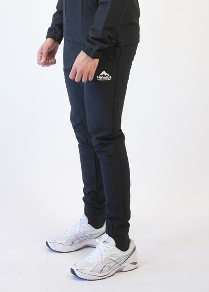 Helvetica 16 SWINDON BLACK