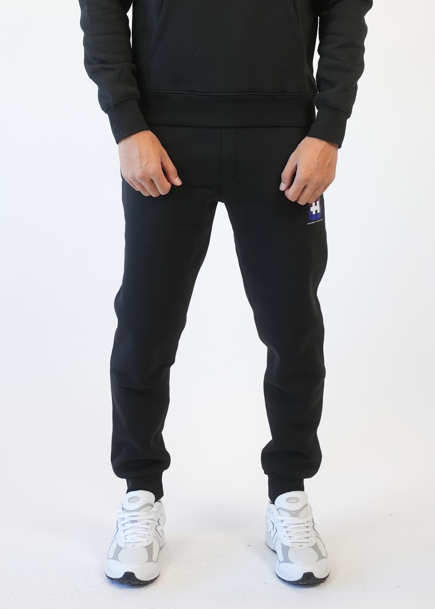 Helvetica 16 SQUARE BLACK