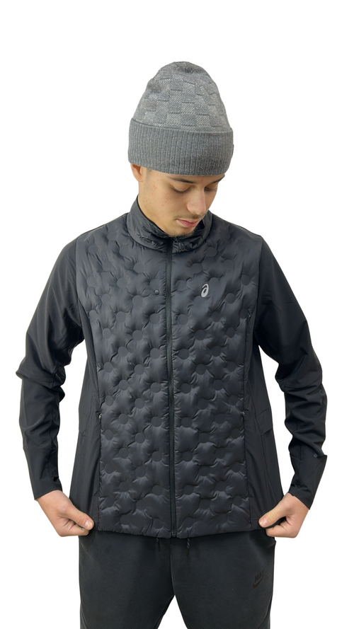 VESTE ASICS NOIR MATELASSÉ