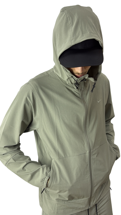 GILET NIKE TRAINING KAKI