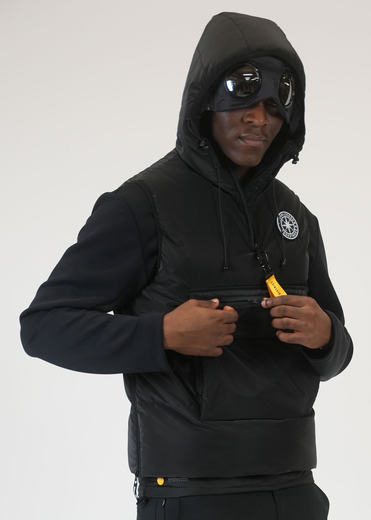 DOUDOUNE SANS-MANCHE HAMILTON-02 BLACK
