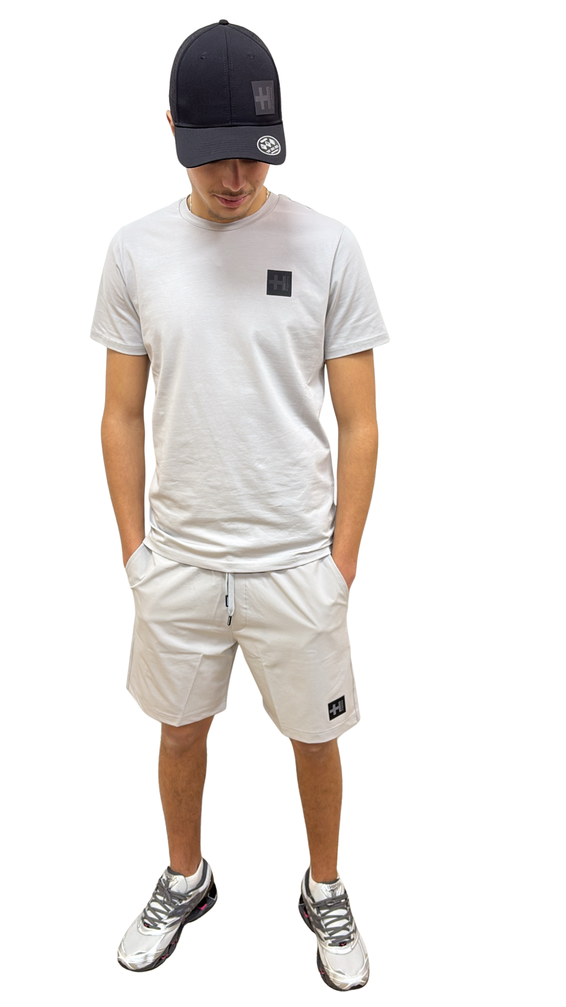 SHORT HELVETICA FOSTER 19 ROCK