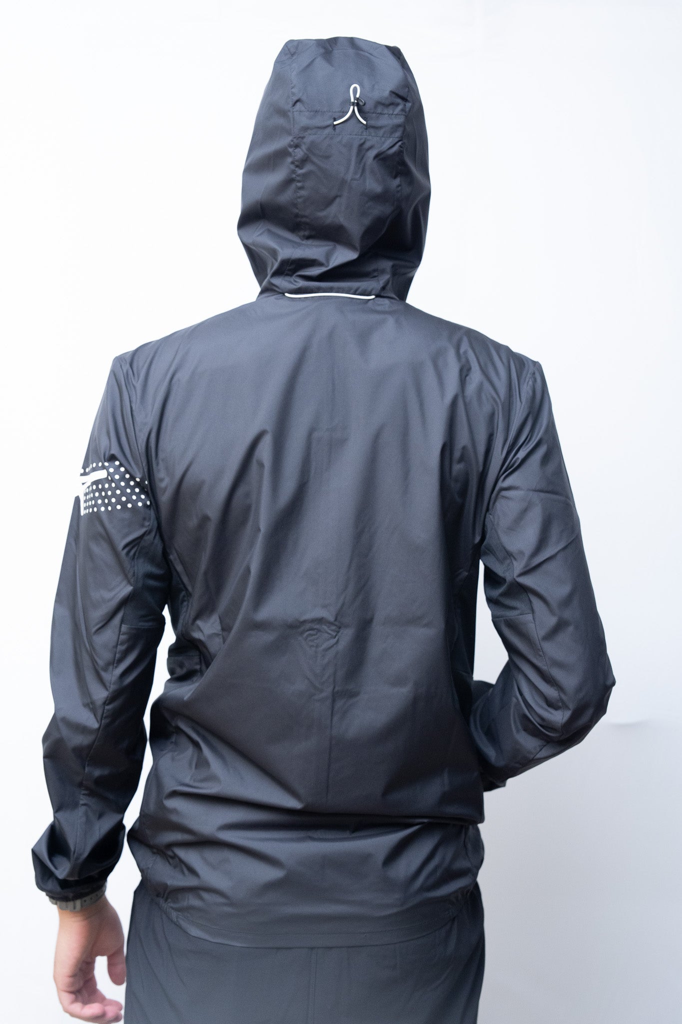 VESTE ASICS ICON JACKET NOIR