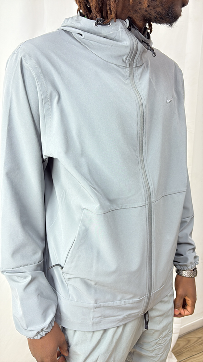 GILET NIKE TRAINING GRIS