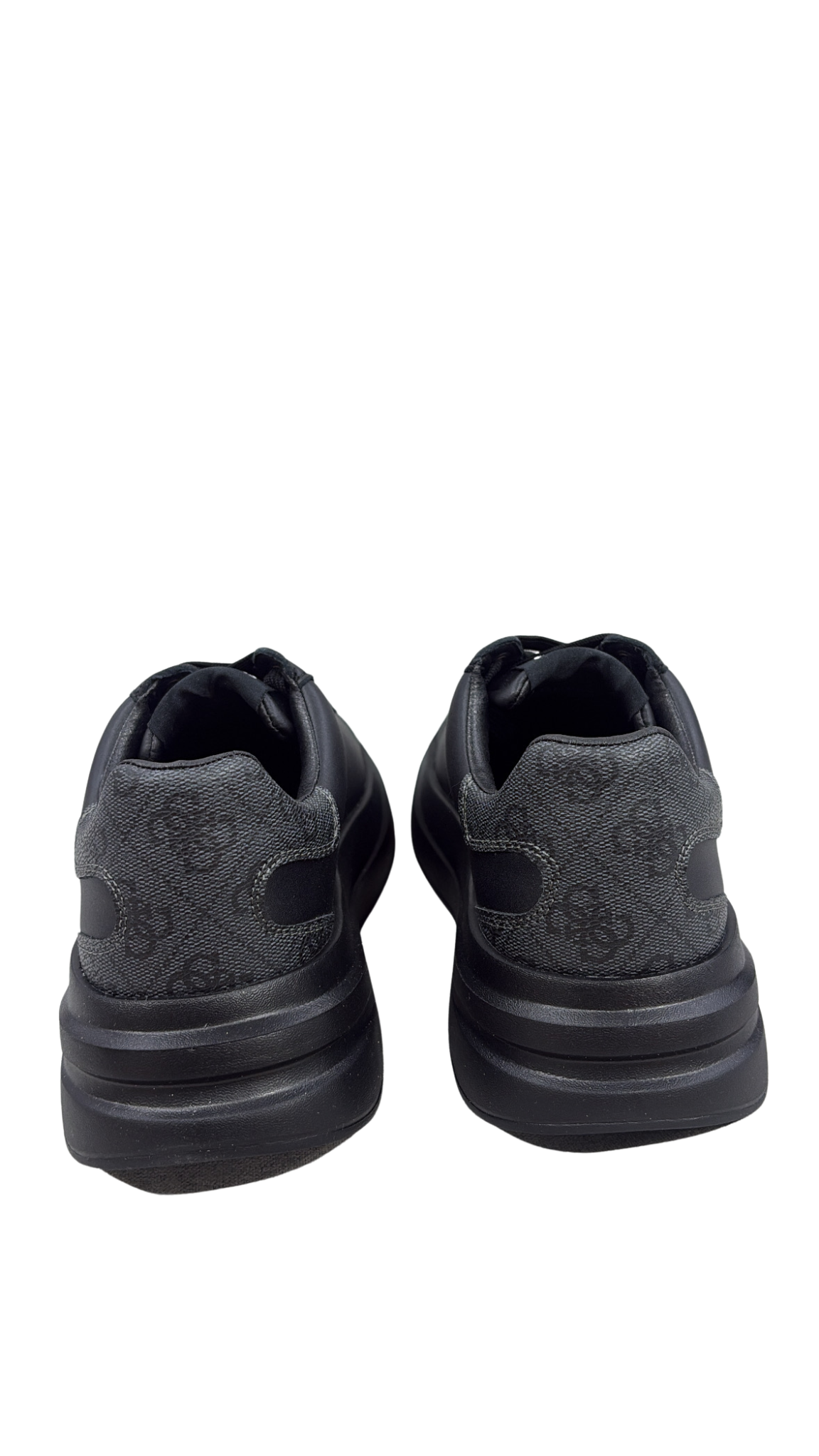 Baskets GUESS noir