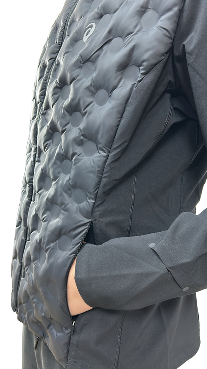 VESTE ASICS NOIR MATELASSÉ