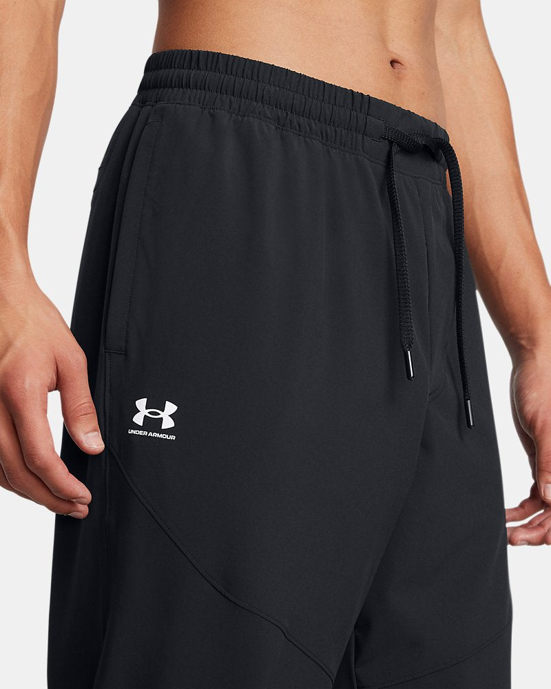 JOGGING UNDER UA VIBE NOIR