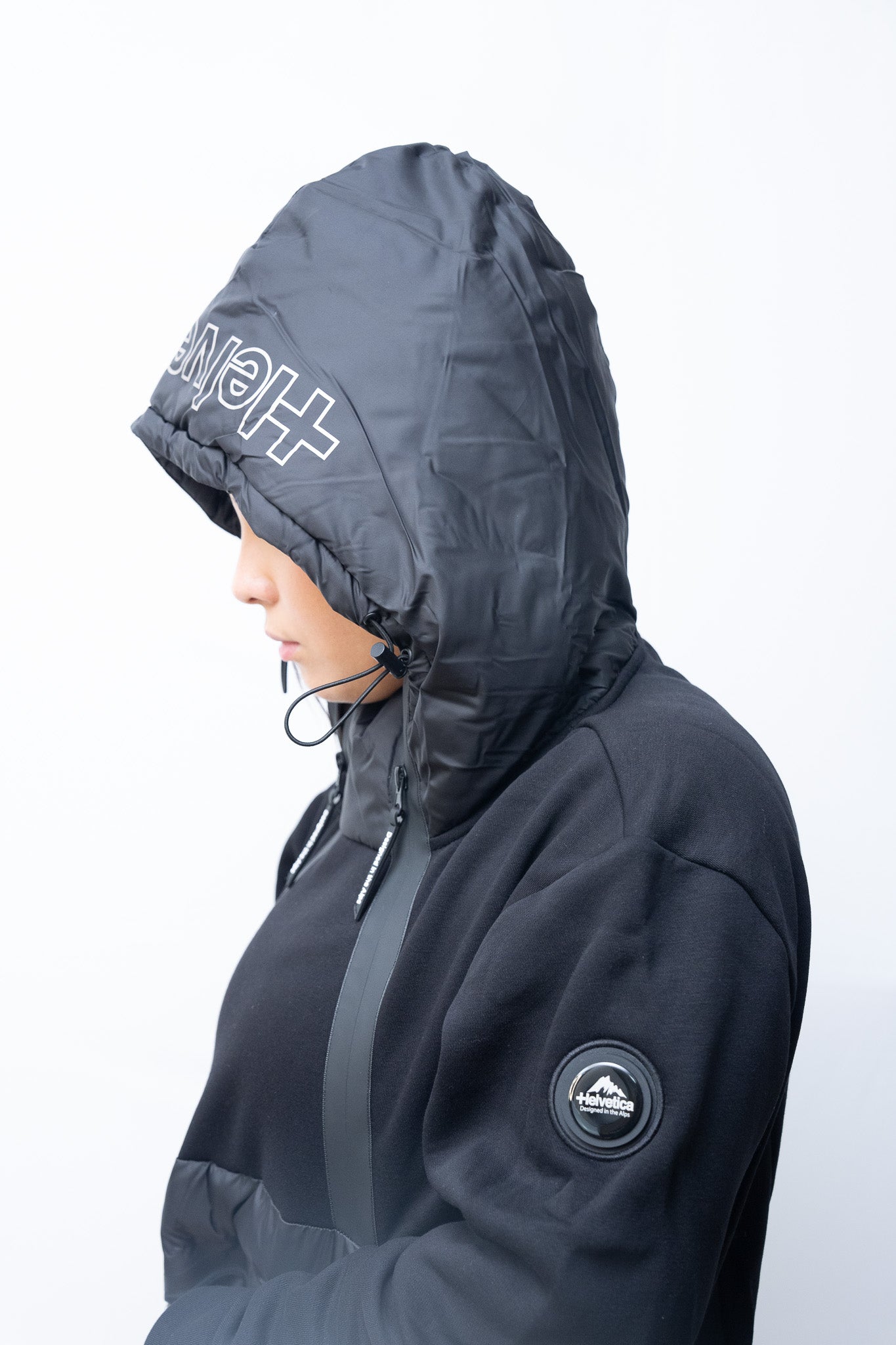 VESTE HELVETICA IZOLA NOIR