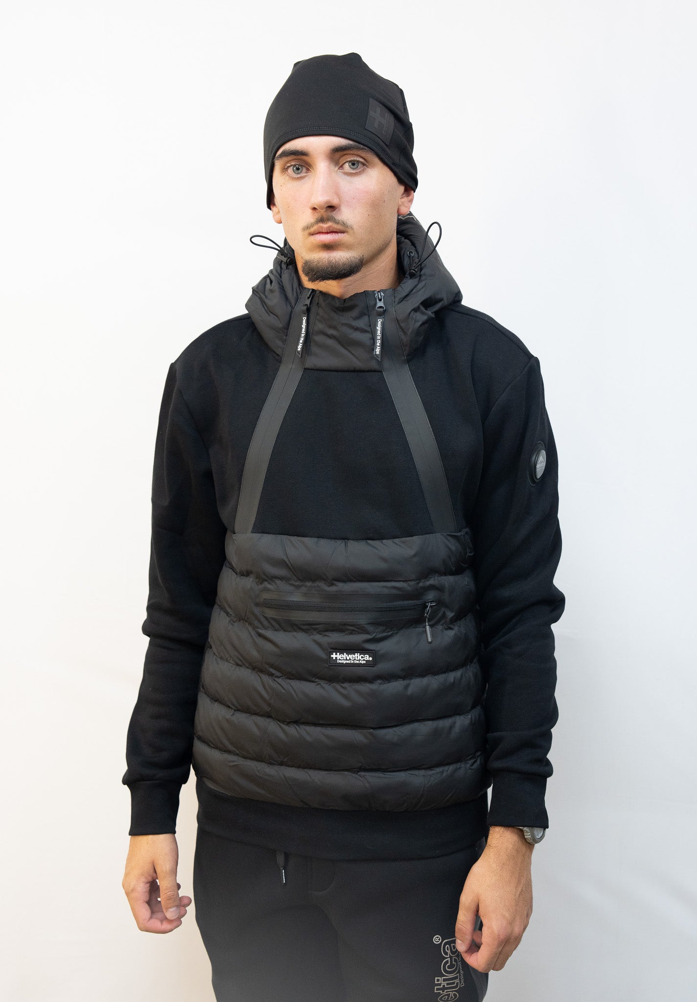 VESTE HELVETICA IZOLA NOIR