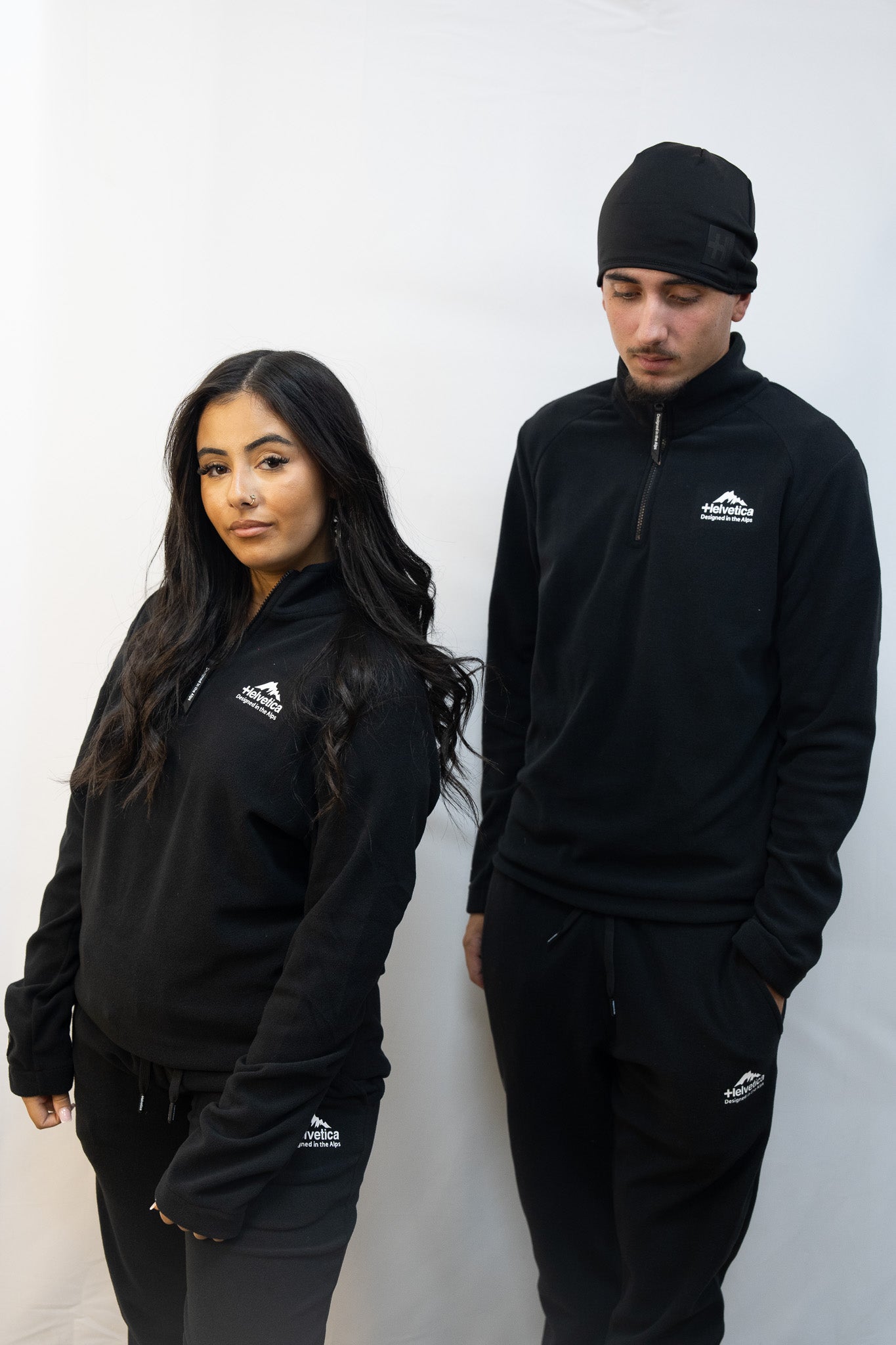 PULL HELVETICA  POLLAR NOIR