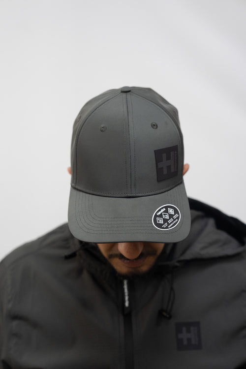 HELVETICA FOSTER GRIS