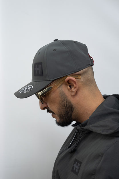 HELVETICA FOSTER GRIS