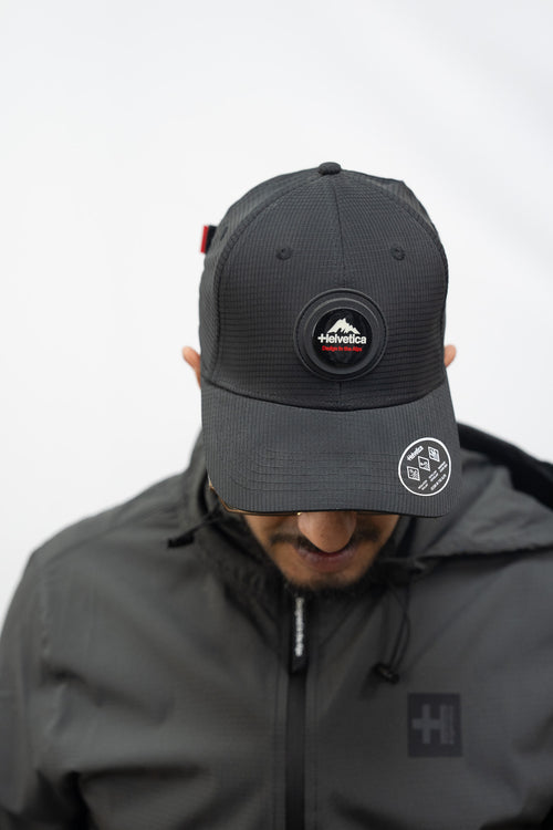 HELVETICA FROTZ BLACK