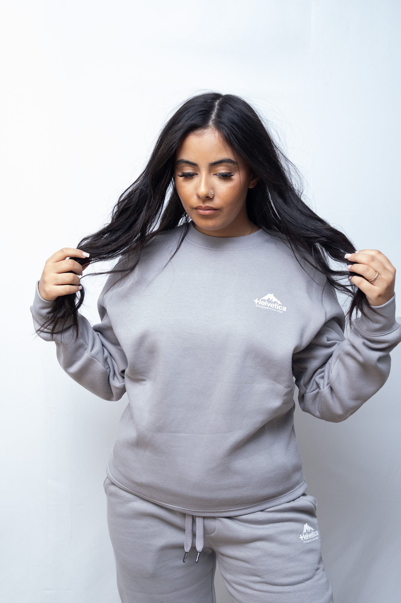 Pull HELVETICA  ALLEN GRIS