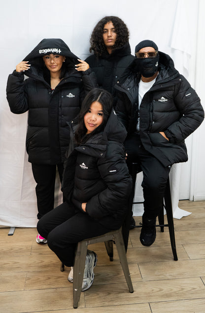 HELVETICA BARNES NOIR