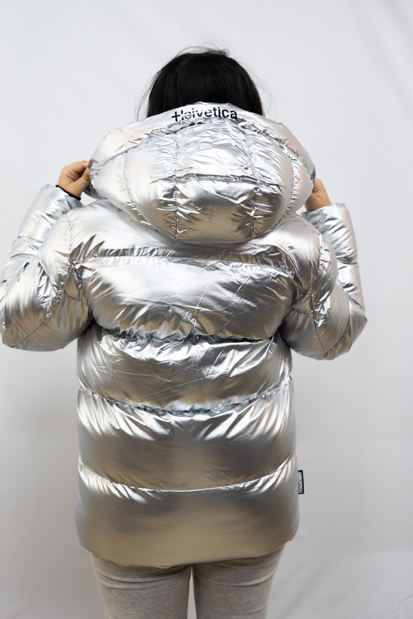 HELVETICA COSMOS GRIS