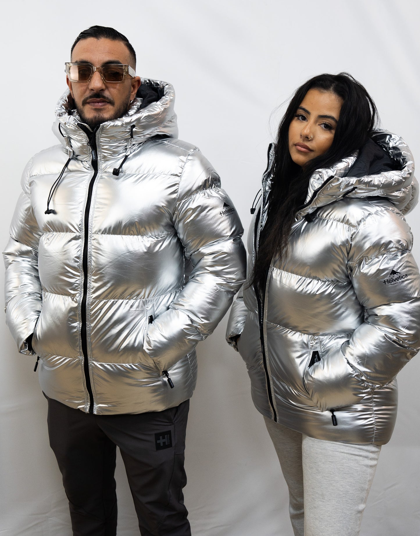 HELVETICA COSMOS GRIS