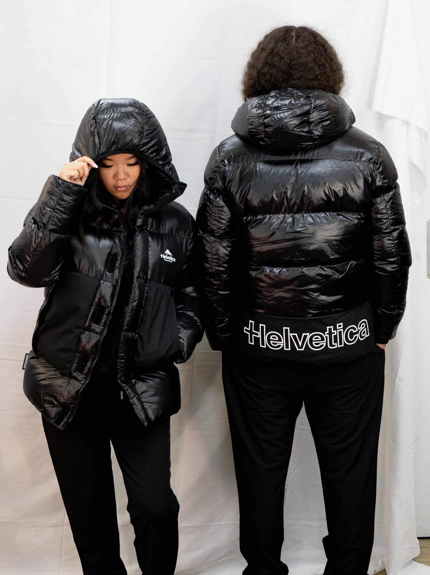 HELVETICA PINTO 2 NOIR