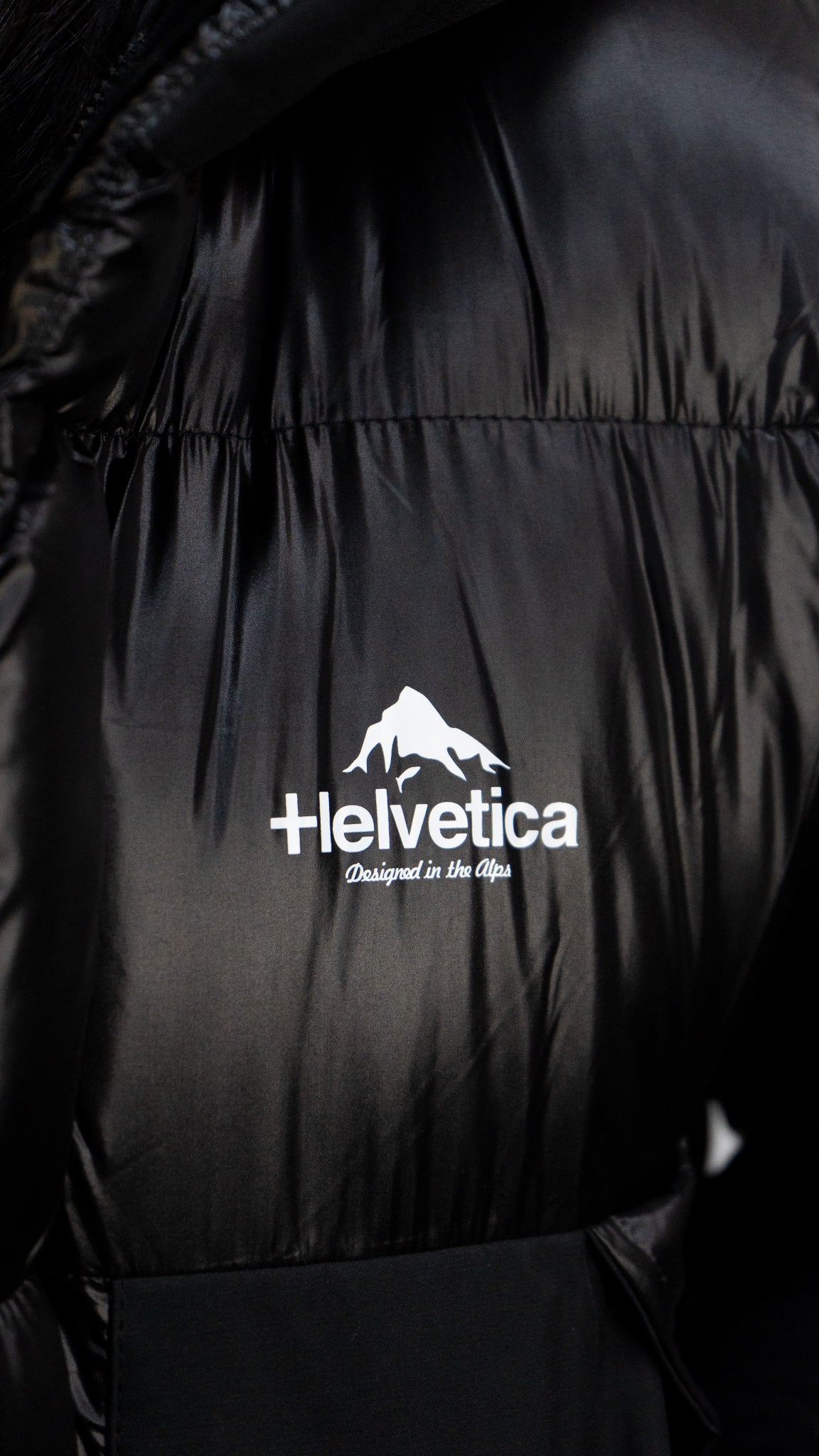 HELVETICA PINTO 2 NOIR