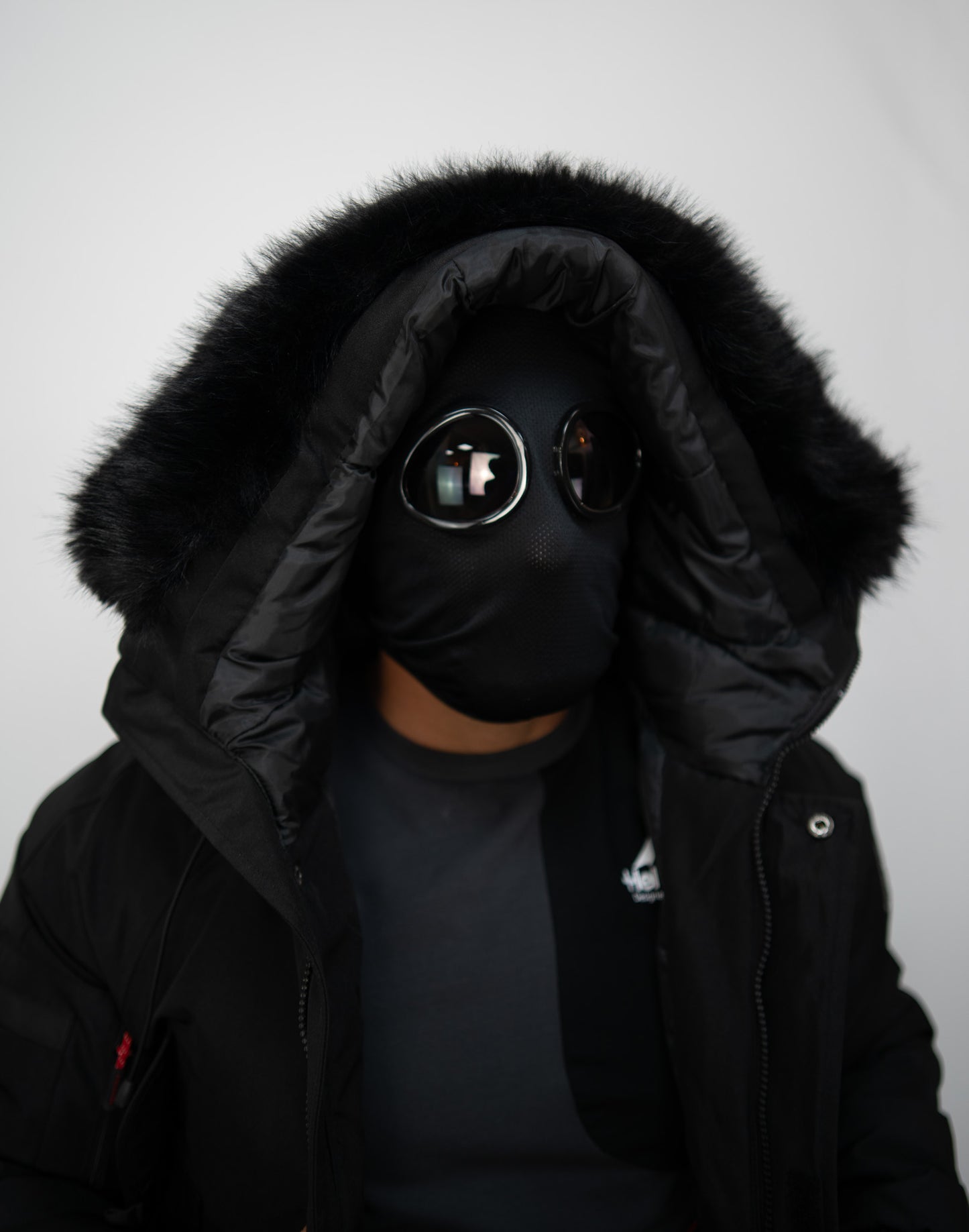 HELVETICA WILSON ECO FURS FULL BLACK