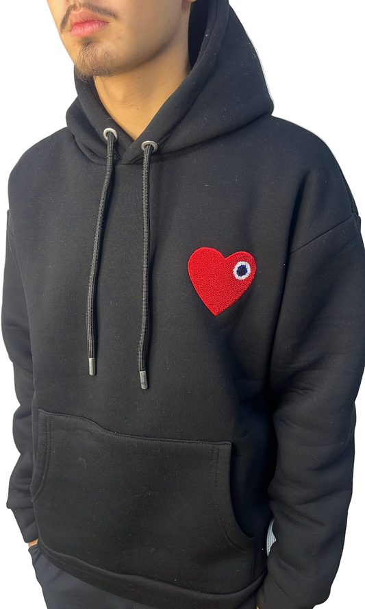 PULL NOIR CŒUR ROUGE