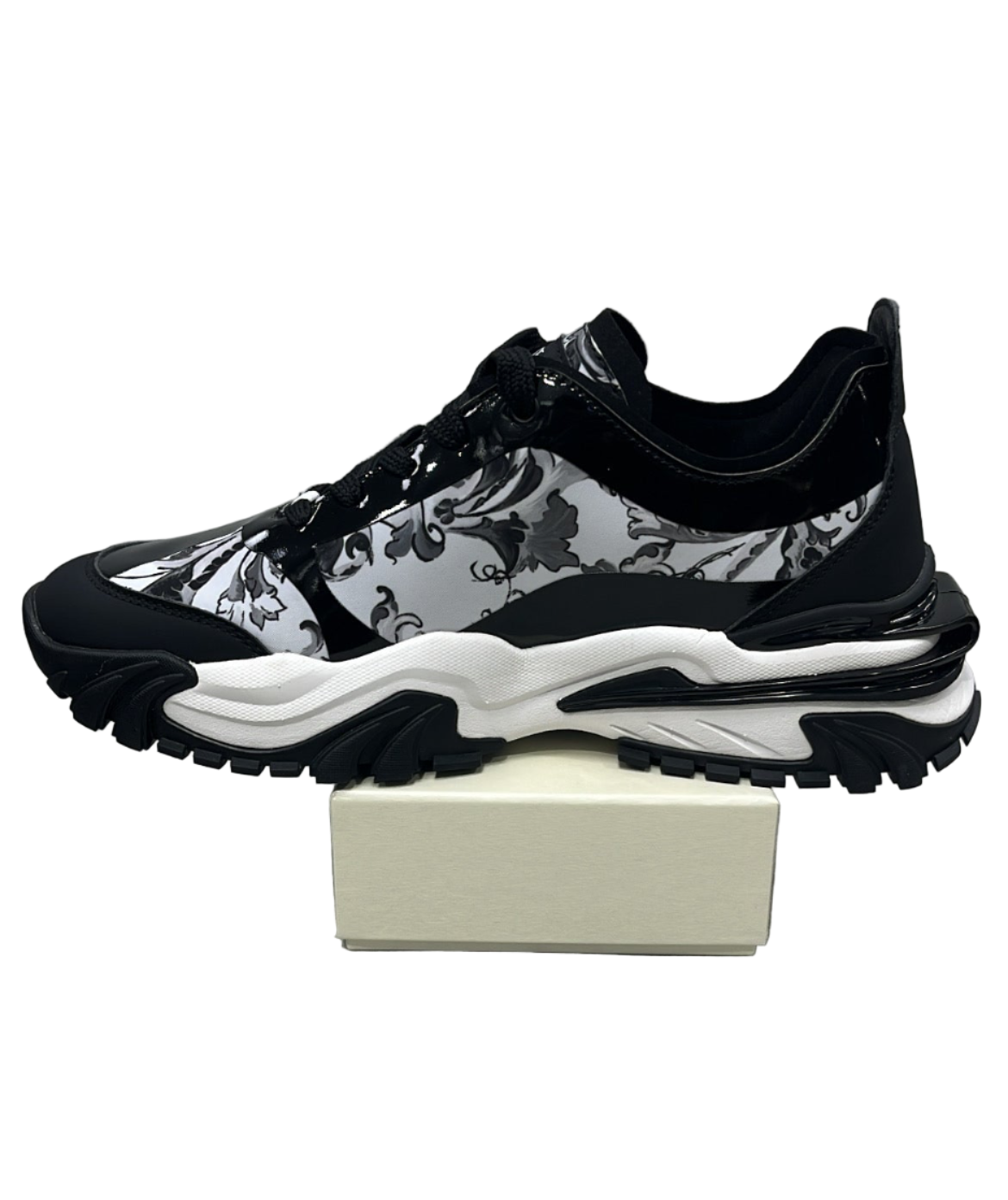 BASKETS VERSACE JEANS COUTURE blanche