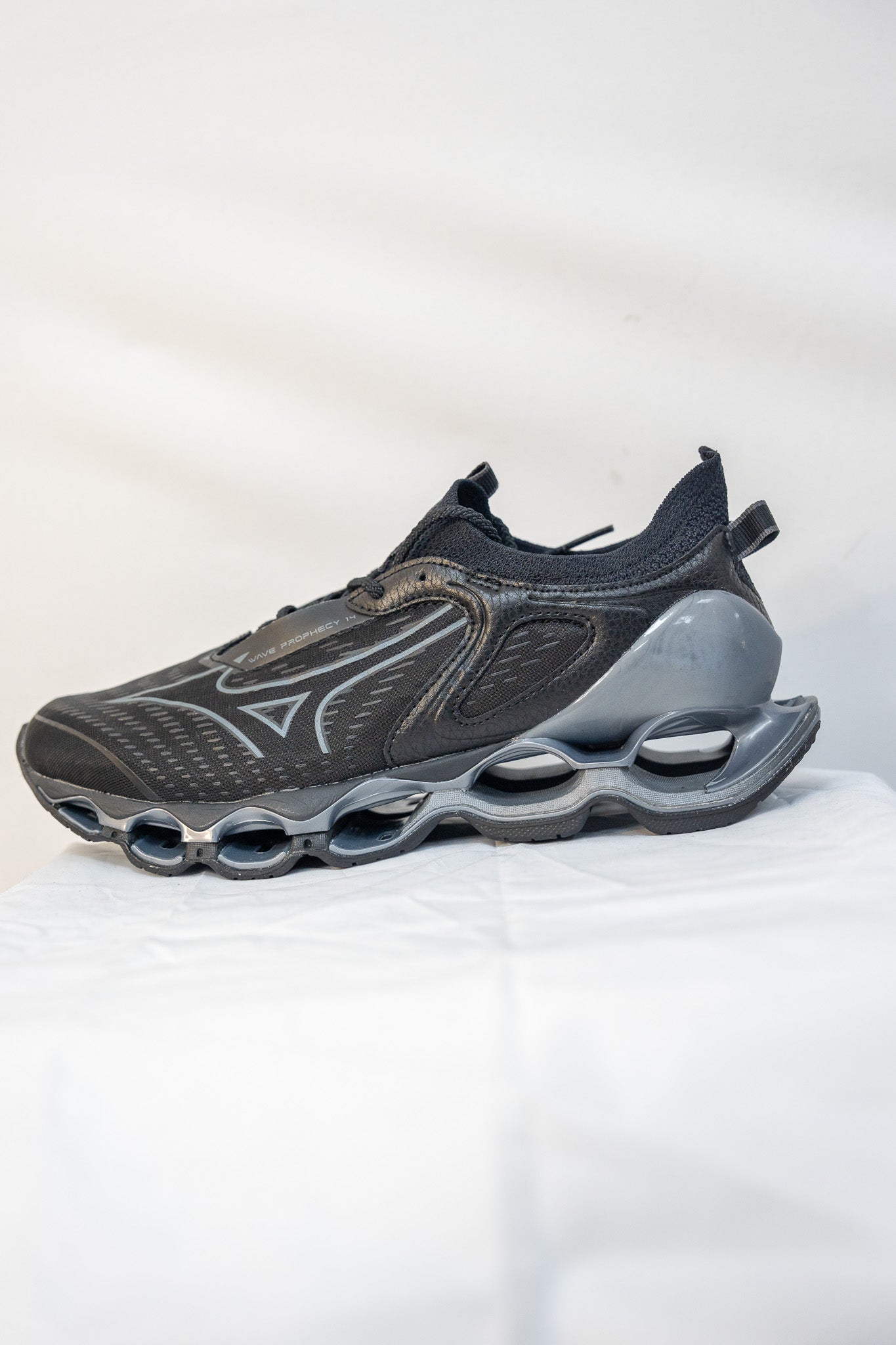 BASKETS MIZUNO WAVEPROPHECY NOIR