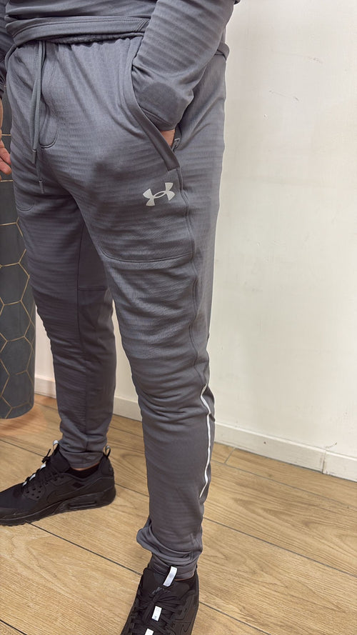 UNDER ARMOUR VANISH FITTED PANT