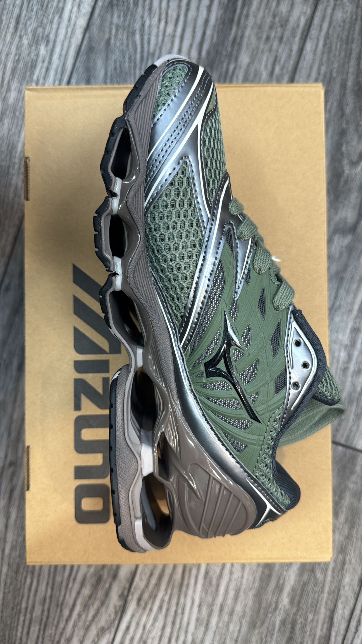 MIZUNO - WAVE PROPHECY LS D1GA251102