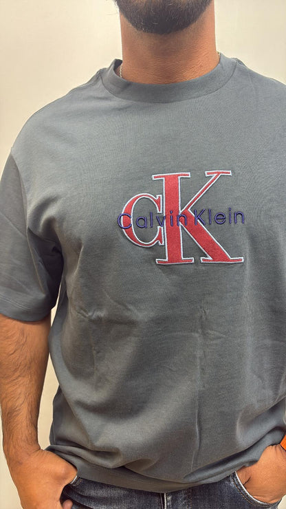 T-Shirt Gris Calvin Klein