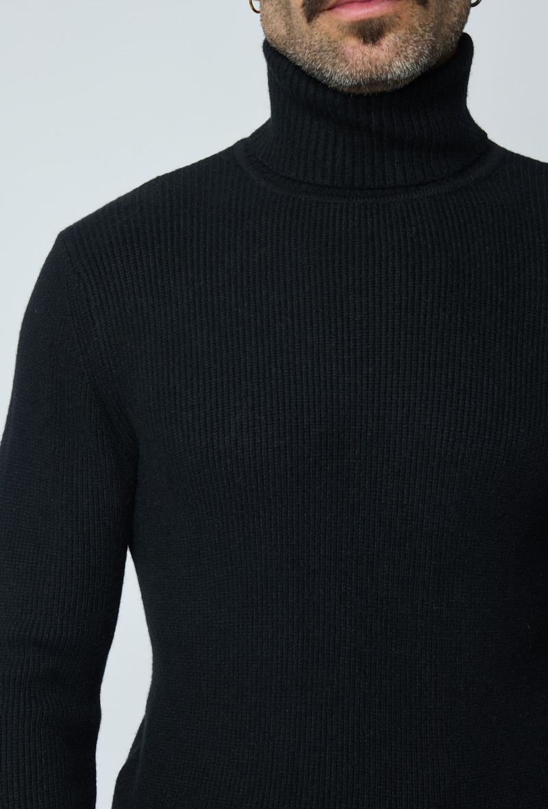 COL ROULÉ NOIR FRILIVIN  FA5035-4