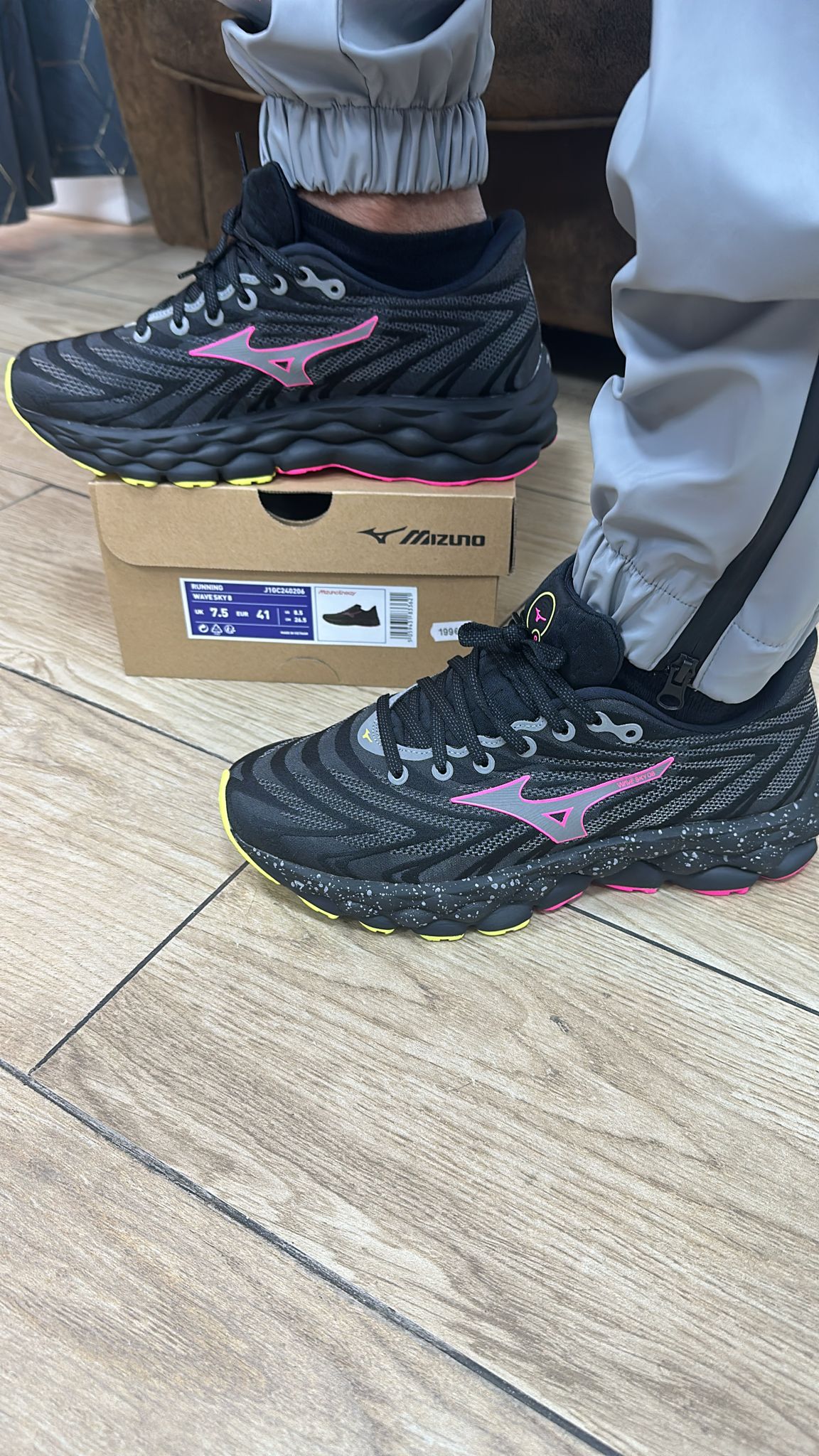 MIZUNO WAVE SKYS 8