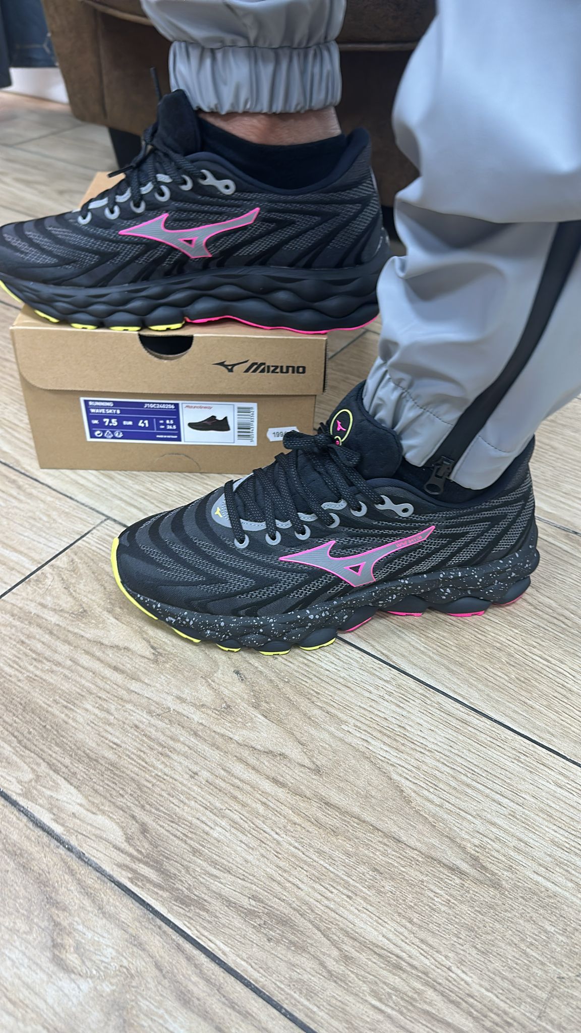 MIZUNO WAVE SKYS 8